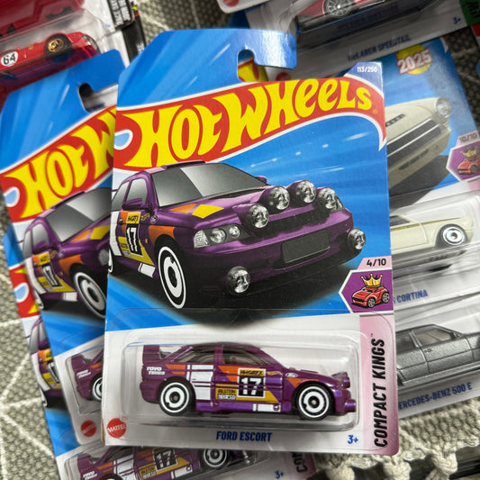Hotwheels 2025 M case: Ford Escort